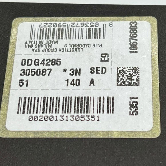 NEW Dolce & Gabbana 51mm Sunglasses Black Gray Striped Eyewear 100% Authentic - Picture 14 of 16